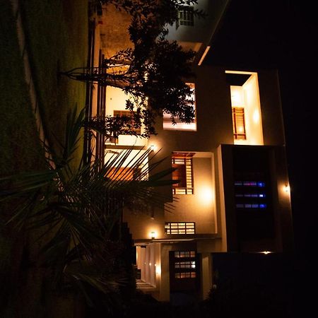 Arusha Royal Acomodação com café da manhã Exterior foto